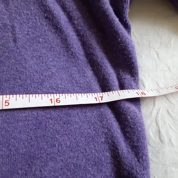 Duluth trading Co T shirt - Picture 2 of 3